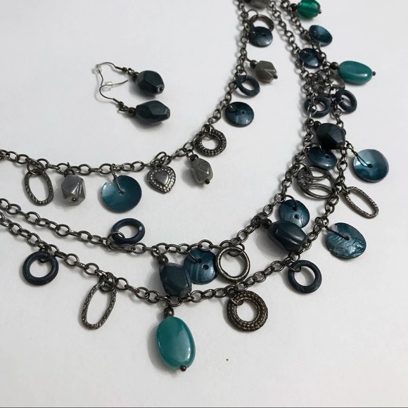 🧁LAST CHANCE Stones & Metal Necklace & Earrings - Picture 3 of 8